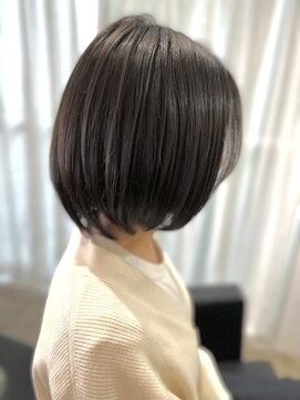 ツムグ 代官山店(TUMUGU) ショート大人ボブ白髪ぼかし30代40代50代60代代官山中目黒恵比寿