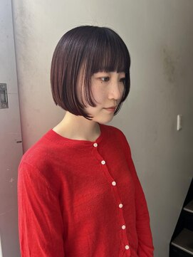 ポーズ(PAUSE) 赤髪　ボブ
