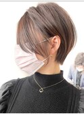 ハイライトカラーミルクティーベージュレイヤーカット