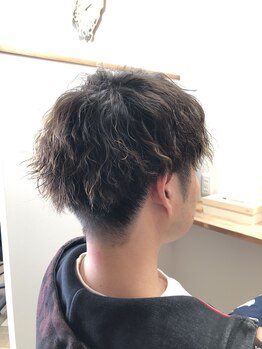 丁寧なカウンセリング後、一人のスタイリストが最後まで仕上げます◎髪のお悩みに寄り添い、理想のヘアへ！