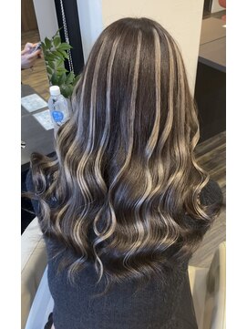 ココエクステンション 香林坊店(coco extension) ハイライトエクステ