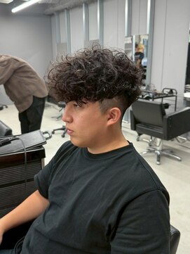 リッチブランドアンドコー(Rich Brand&Co) スパイキーショート　フェード　スペインカール　ルーズパーマ