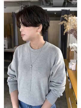 アネンド(anend) 〔stylistカメナシ〕ニュアンスパーマ×ハンサムショート
