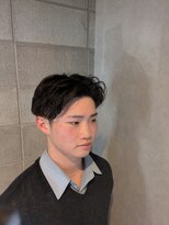 ワンワンオー バーバーショップ コンチネンタル(@110 BARBER SHOP continental)&nbsp;韓国風センターパートツーブロック