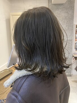 センスヘア(SENSE Hair) ラフにかわいい外ハネミディアム