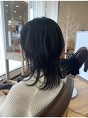 黒髪でも軽く見えるレイヤースタイル