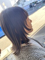 エム バイ ブローチェ(em by BROCHE)&nbsp;お顔レイヤー×外ハネスタイル【切りっぱなし/レイヤー】