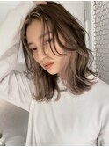 美髪エアリーロングピンクブラウン切りっぱなしボブ