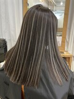 エトラ 渋谷店(etora)&nbsp;ハイライトカラー　グレージュ　ケアブリーチ