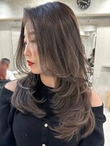 シエロビューティー(CIELO beauty) ハイライトカラーミルクティーベージュレイヤーカット