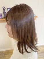 エム インターナショナル 白岡 キュート(EMU international CUTE)&nbsp;結べる☆顔まわりの動きが綺麗なくびれレイヤー