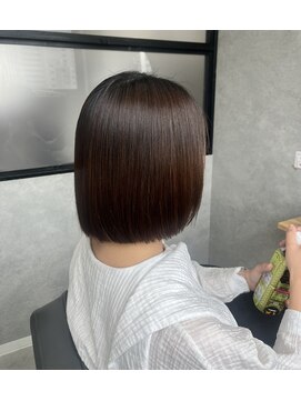 リジー 京橋(LYZY) パッっとボブ