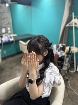 リエラ 新宿(RIERA) 立体りぼんハーフアップ