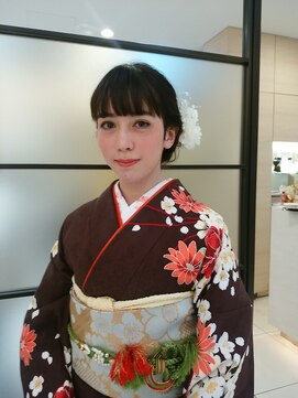 アート相模大野(ART) 成人式のお支度を♪