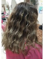 髪こうぼう&nbsp;外国人風グラデーション♪