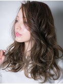 無造作グラマラスカールアシンメトリーロングw越谷20代30代40代