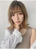 小顔前下がり外ハネボブアッシュベージュ☆