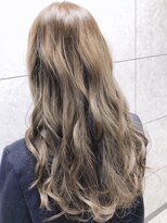 コエバイロゼオ(coe by Roseo)&nbsp;外国人風グラデーションカラー