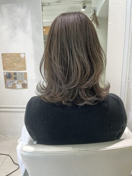 ファイブボックスヘアー 広島(five vox hair) 《fivevox川端》オススメ♪カーキグレージュ☆