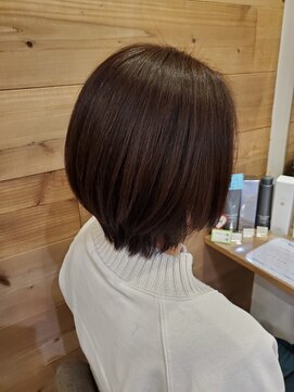 シナヘアー 清澄白河店(SHINA hair) くびれショート