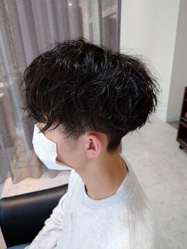 パシフィックダズールコパン(Pacific Dazzle copain) 神戸メンズツイストスパイラル　波巻き　シークレットパーマ