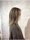ミディアムヘア・バレイヤージュハイライト