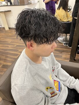 ヘアープロポーザー ラグ(hair proposer Leggu) 2way波巻きスパイラルパーマ/大分メンズスタイル/メンズパーマ