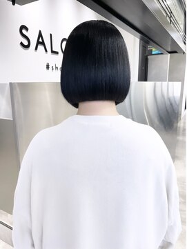 サロウィン 池袋(SALOWIN) 美髪縮毛矯正 × ワンレンボブ × ブルーブラック #086