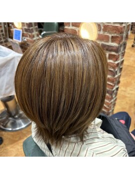 チップタップ 町田店(tip top) 白髪ぼかしハイライトで夏準備カラー♪