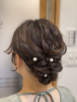 ヘアコレクション アンジュ(Hair collection Unge) シニオンヘア