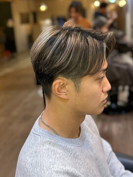 ミオ ベガ(Mio'' VEGA) バレイヤージュセンターパート