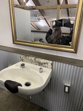 ディーパス(D-PATH) 【shadow roots／会津若松】ダブルカラー/バレイヤージ