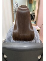 リズ(Liz)&nbsp;【Lizutotalbeauty】髪質改善プレミアムストレートエステ