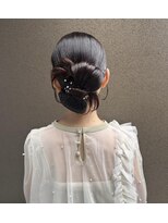 タリーゼ(TALISE)&nbsp;シンプル上品なタイトシニヨン