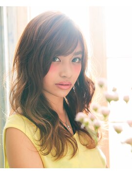 エイミーバイアフロートザガーデン 浦和店(amie by afloat the garden) 大人可愛いゆるふわパーマ×グラデーションカラー