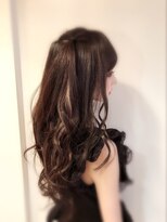 リゼル ユア 渋谷(RISEL YUA)&nbsp;シールエクステを使った ポイントハイライトロングヘア