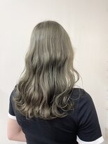 ベルクープス 天王寺店(Belle Coupes) 【BelleCoupes】岡本真由美 マットグレージュ ハイライトカラー