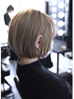 シャロン(SHARON)&nbsp;【SHARON原宿】ショートボブ×ダブルカラーのアッシュベージュ