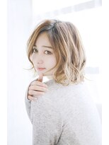 シュシュット(chouchoute)&nbsp;斜めバングデザインカラーシルキーベージュグレージュカラー/086