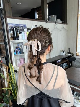 ヘアー リードレス(hair Re:dress) 大人可愛いツインテールヘアアレンジ