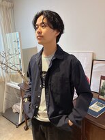 ヘアーアイストゥーレ(HAIR ICI TRE)&nbsp;メンズパーマ　センターパート　ニュアンスパーマ　担当桜桃