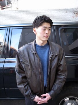 イントロバイフィーネ 渋谷(INTRO . by Fi-Ne) バーバーテーパーフェードアクティブショート/渋谷