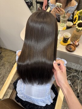 ユッカ 梅田(YUCCA) 【 YUCCA 】大人可愛い10代20代30代ロング/縮毛矯正