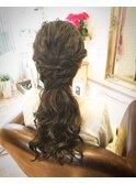 ローポニー風ヘアセット