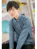 流し前髪で優し気に…メンズマッシュショートa
