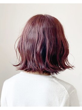 リリー ヘアー デザイン(LILY HAIR DESIGN) ピンクバイオレット BOB 外ハネスタイル