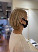耳かけボブ くすみーベージュ_ハイトーンカラー/30代40代50代