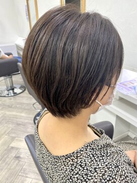 ビューティー シャレンド 20代30代40代★スタイリング簡単♪小顔見せ☆丸みショート