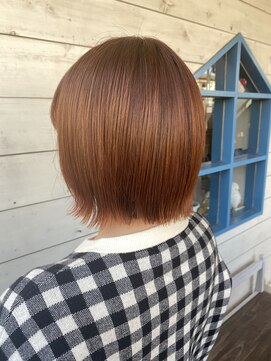 ヒマワリ(HIMAWARI) オレンジ　オレンジベージュ　ボブ　ショートボブ