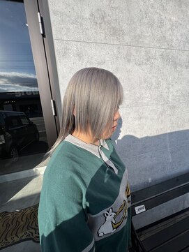 アンダーグラウンド(_ground) シルバーカラー